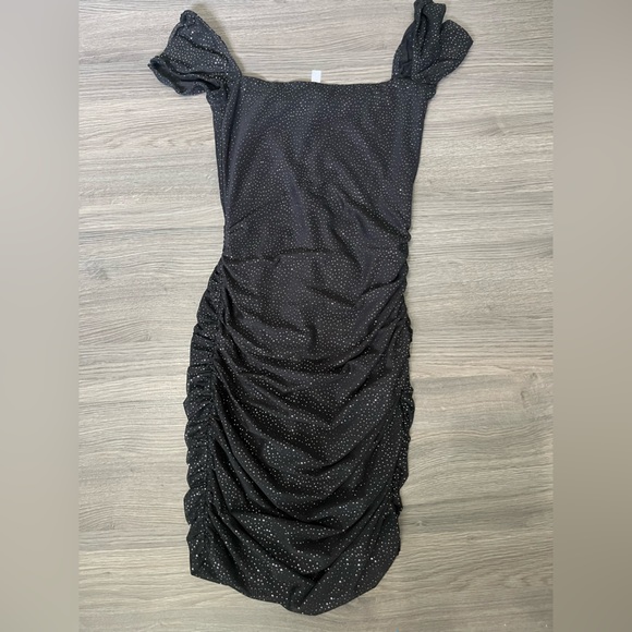 Lucy in the Sky Emaline Dress - Picture 4 of 6